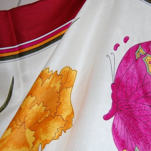 SunKgungSa Vintage Floral Butterfly Silk Scarf - Picture 8 of 8